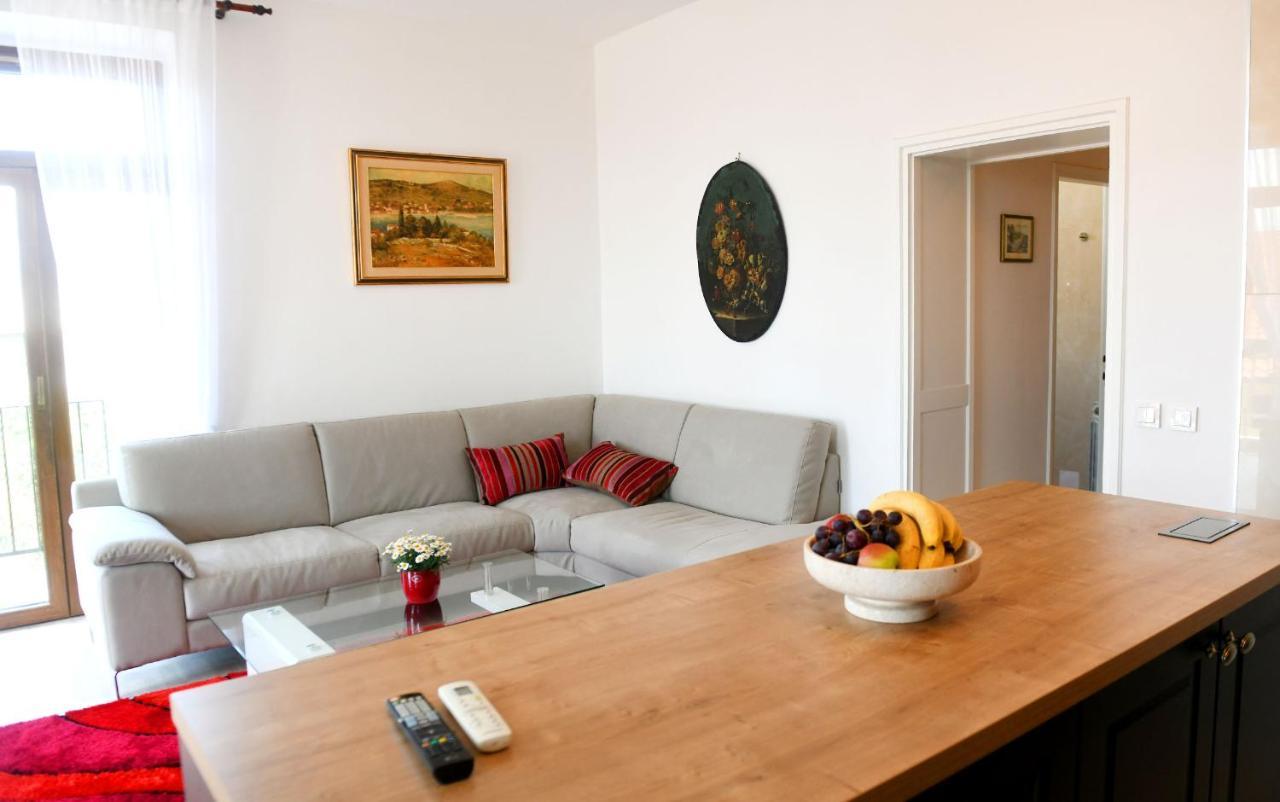 Divia Apartment Rijeka Exterior foto