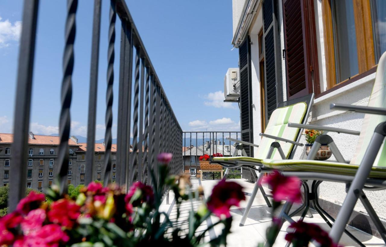 Divia Apartment Rijeka Exterior foto